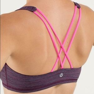 Lululemon free to be sports bra